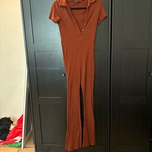 Rust orange jumpsuit Size:small